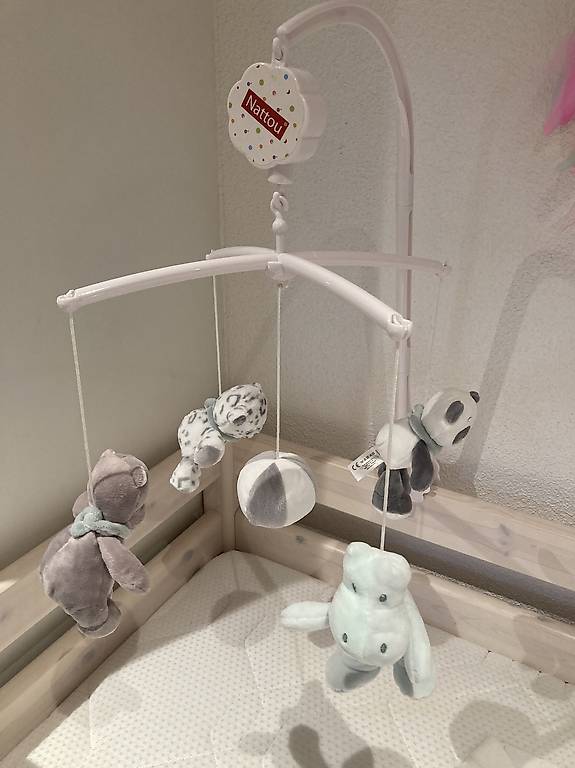 Mobile Nattou mit Musik