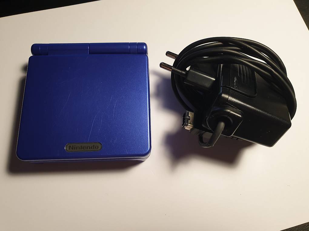 Gameboy Advance SP in Blau