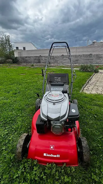 Einhell Benzinrasenmäher mit Antrieb