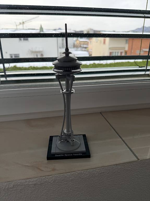 LEGO Architecture 21003 Seattle Space Needle