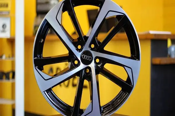  Audi Replica 768 19 Zoll Alufelgen KATANA
