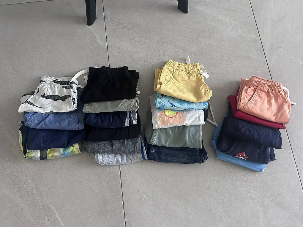 Pantaloncini taglia 104