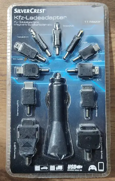 ladeadapter für natel /handy / mobiltelefon mit 11 adapter