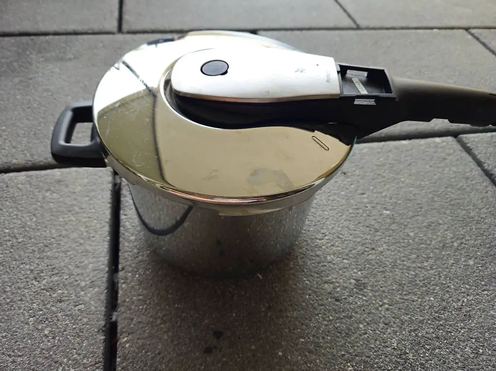 WMF Dampfkochtopf NEU