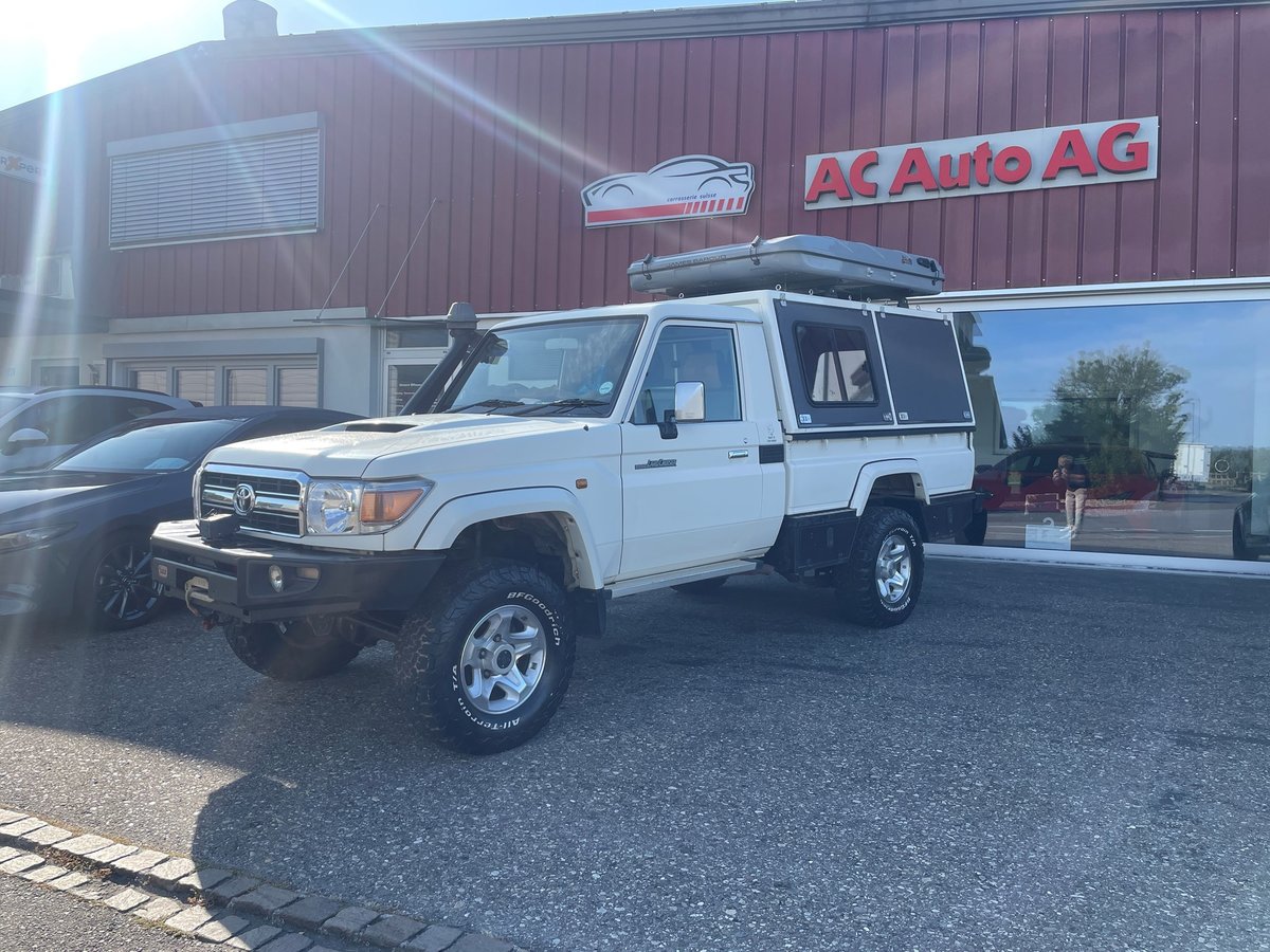 toyota land cruiser 4.4