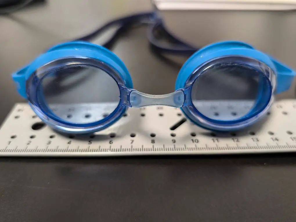 Schwimmbrille - wenig gebraucht