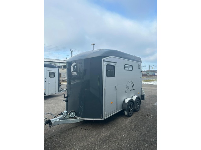 Pferdeanhänger PT Maxi 2, Pferdetransporter