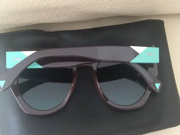 Fendi: occhiali da sole - nuovi