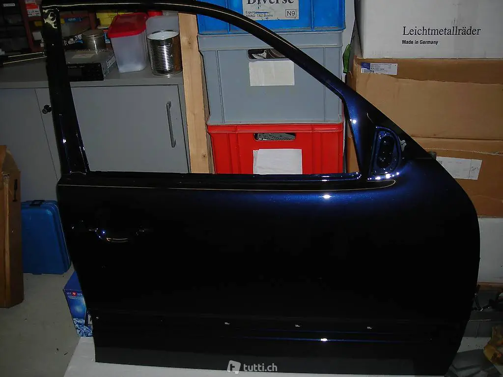 Neue Mercedes Beifahrertür