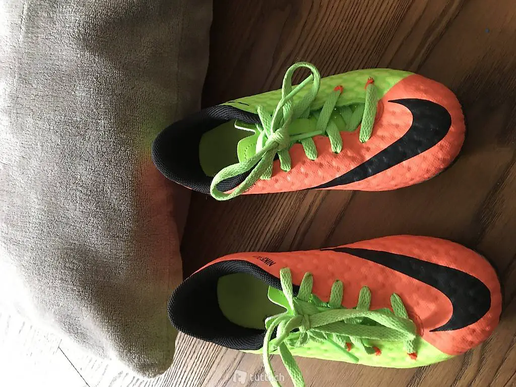 Fussballschuhe Nike 28.5 / sehr guter Zustand