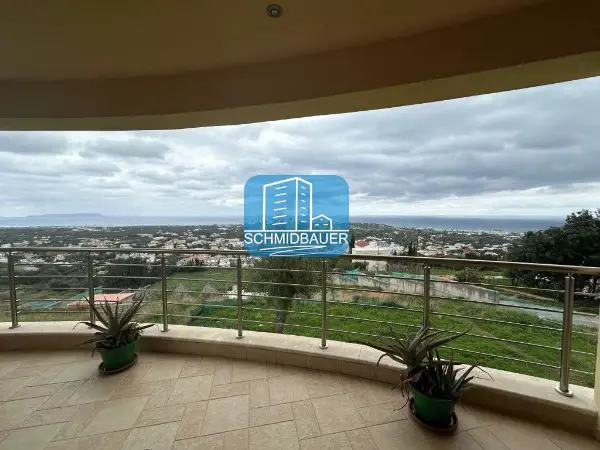 G-11414 Kreta, Chersonisou: Villa mit 2 Wohnungen zu verkaufen