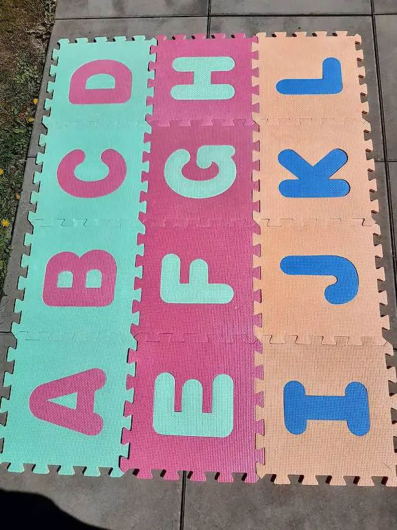 Bodenpuzzle / Kinderteppich