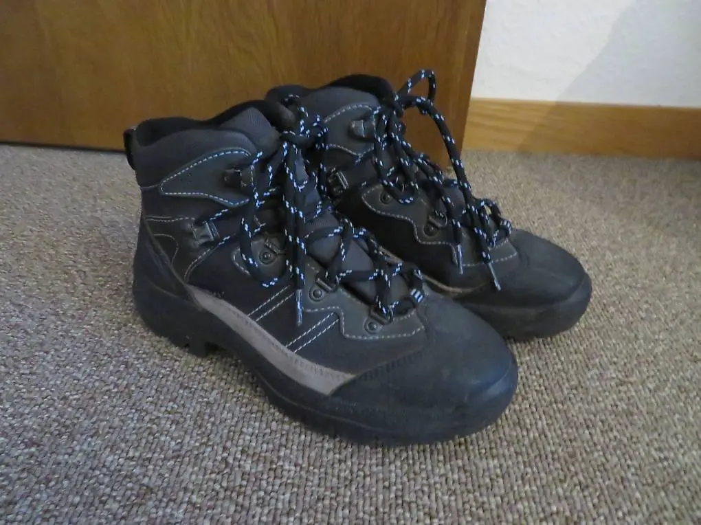 Wanderschuhe Marke Weissenstein in Gr. 36