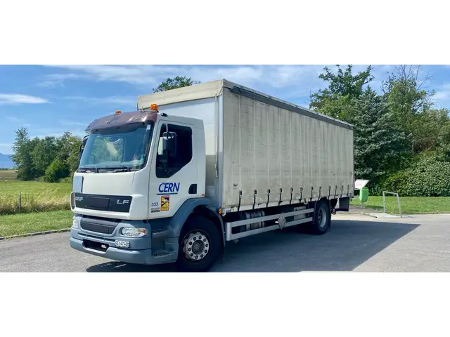 DAF, LE55.250 E18 4X2, Brücke-Verdeck