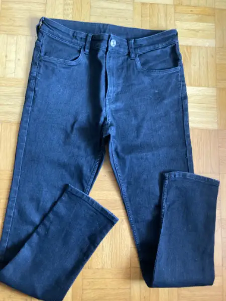 Neue schwarze Hosen Skinny fit Gr. 170
