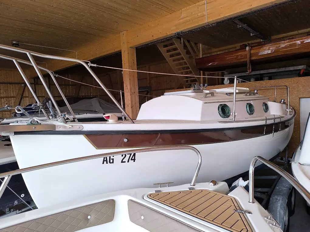 Segelboot, Segeljacht mit Innenborder - Hutchins Compac 23 D