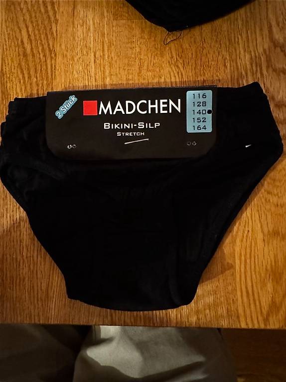 Restposten Bikini Slip Grösse 140