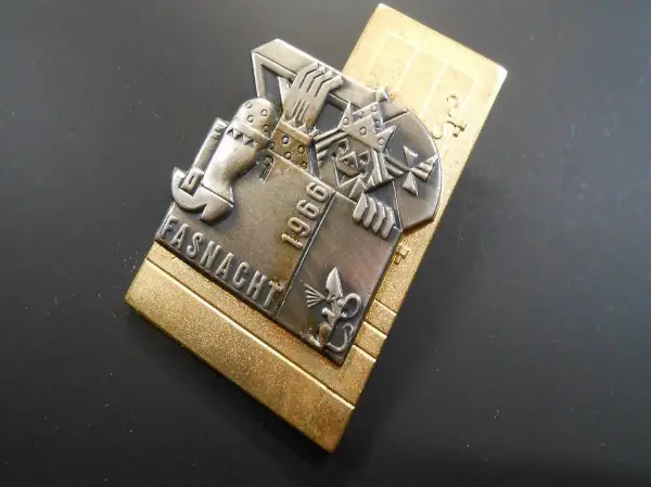 Fasnacht Plakette Basel 1966 Gold