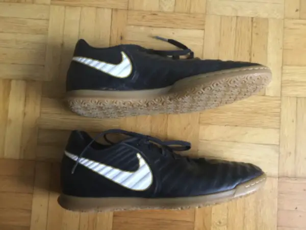 Nike Tiempo X Gr. 42