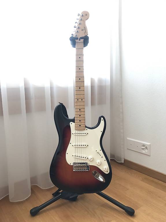 Guitare Fender Stratocaster Player Sunburst