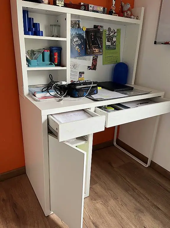 Kinder Büro Ikea - gratis