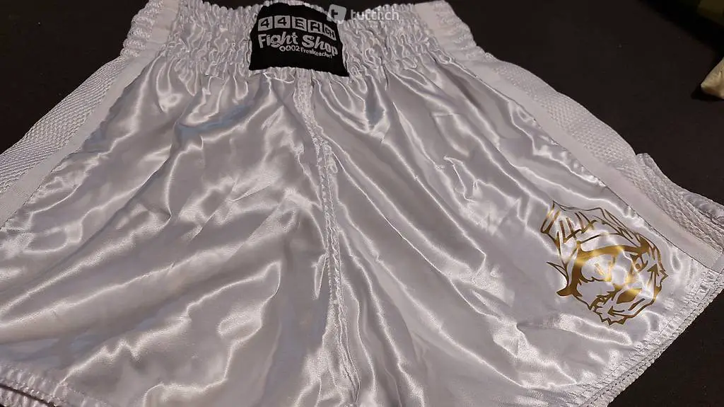 Boxhandschuhe und Hose XL