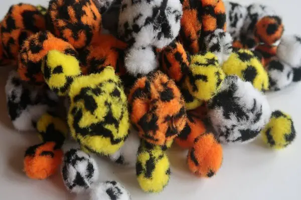 Tierfell Pompons 3 Farben 2 Grössen NEU