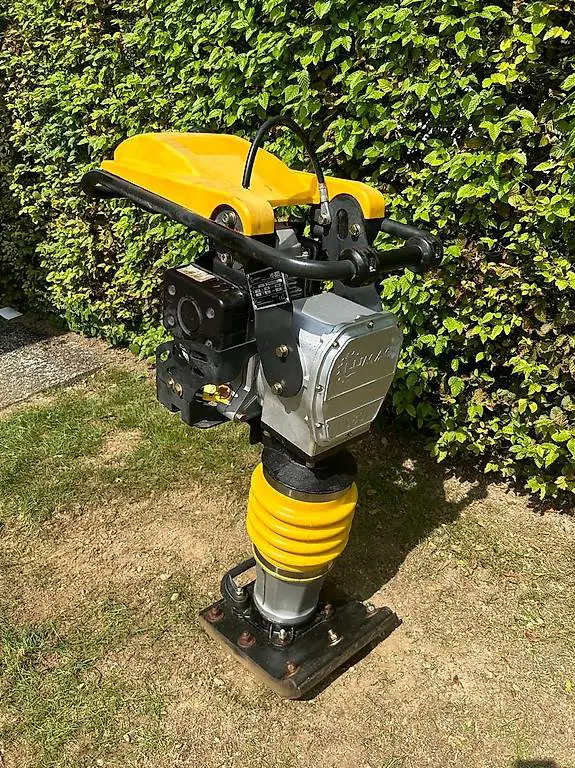 Grabenstampfer Lumag VS-80S