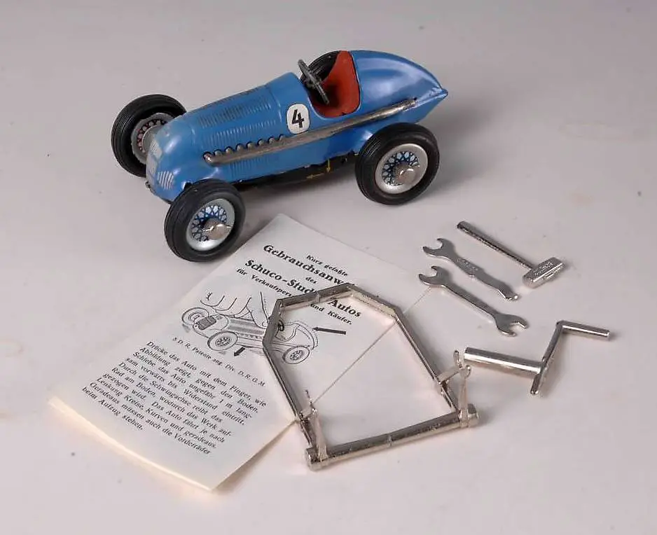 Schuco Studio 1050 Mercedes Silberpfeil aus dem Jahre 68