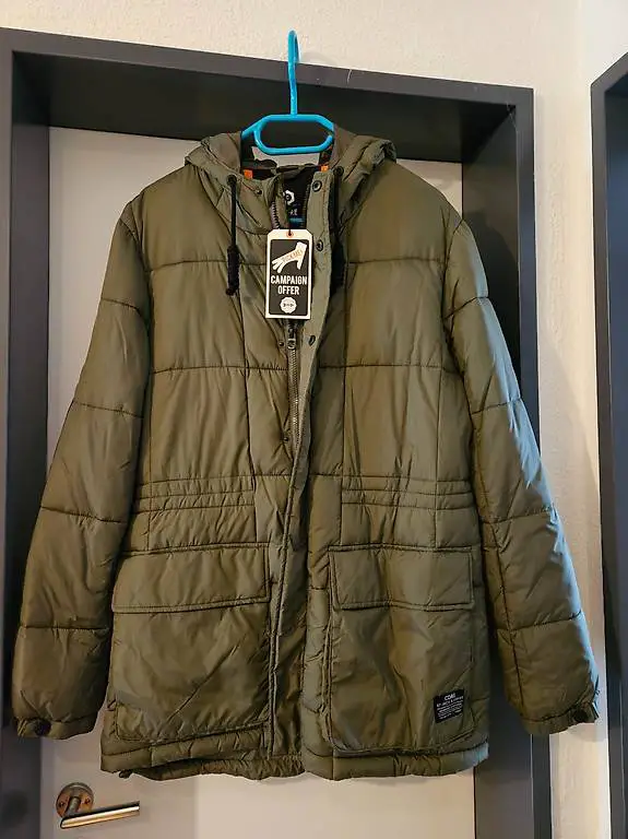 Neu: Jack&Jones Winterjacke mit Kapuze - oliv - Gr.M