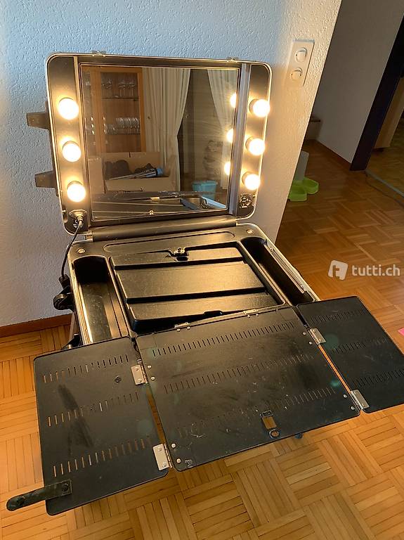 Valigia Mekeup e sedia