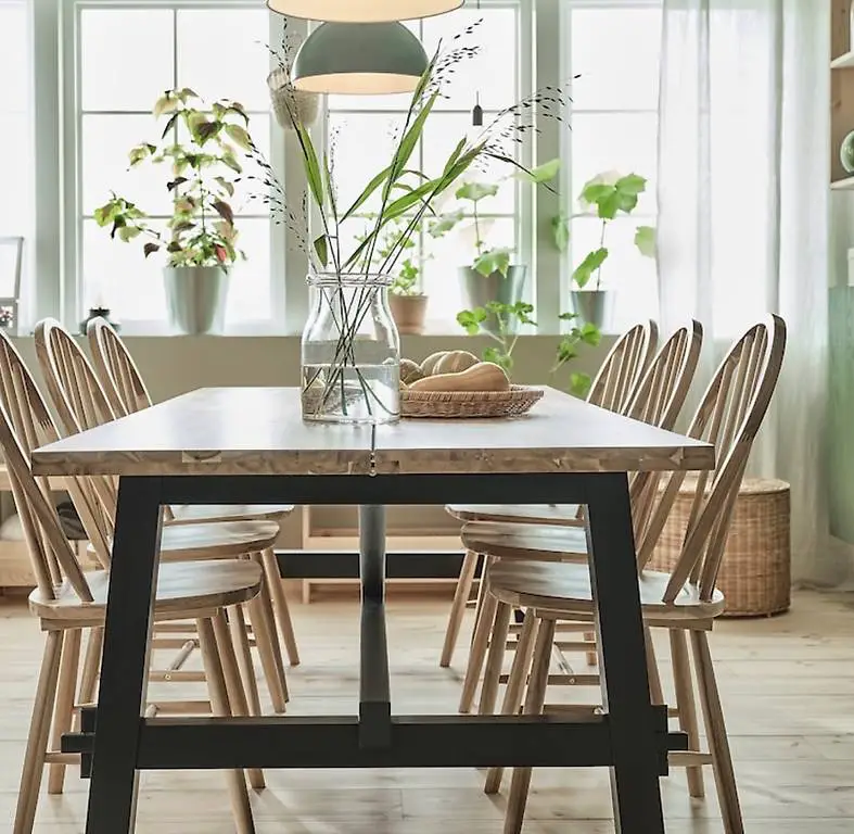 Esstisch Akazie und schwarzes Holz 235x100cm