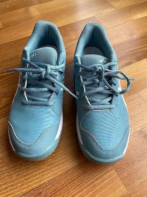 Tennisschuhe von Asics, Grösse 37.5