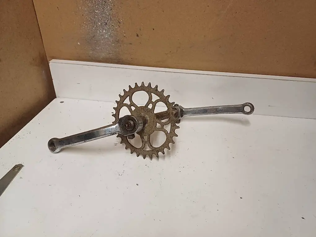 Mofa Tretwelle mit Kurbeln