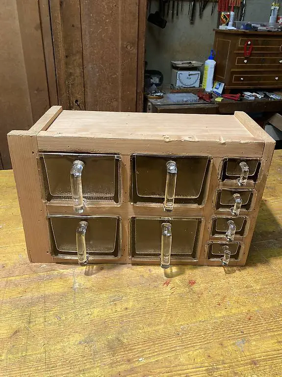 Gewürzregal / Schüttenregal