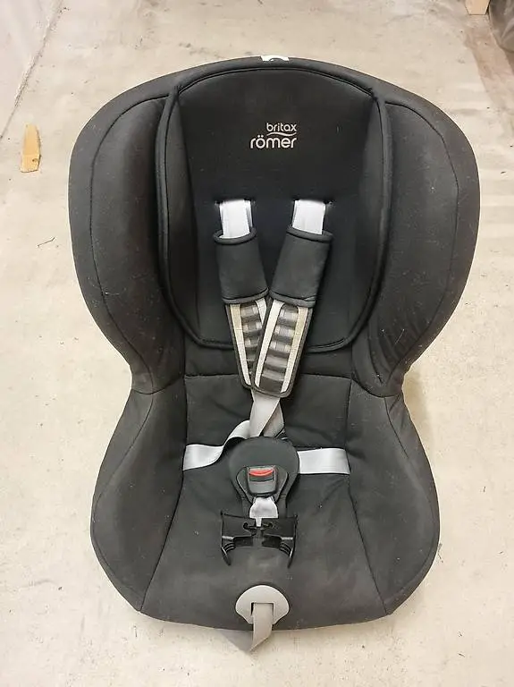Britax Römer Duo Plus Cosmos Black