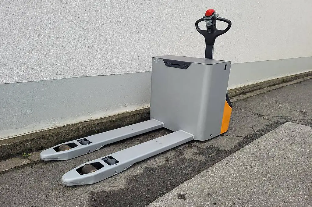 Still ECU 16 / 7675 / Elektro / Carrelli elevatori