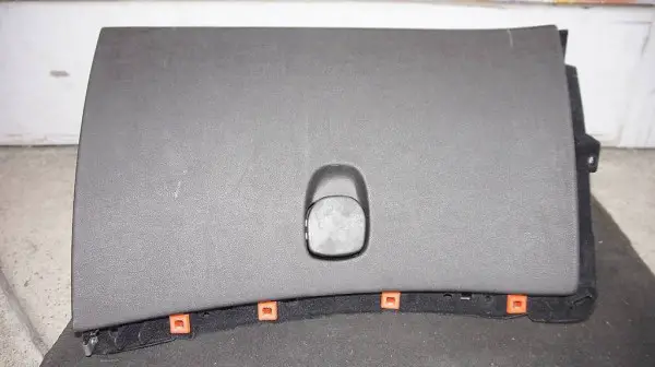 Handschuhfach für Ihren Alfa Romeo benötigt?