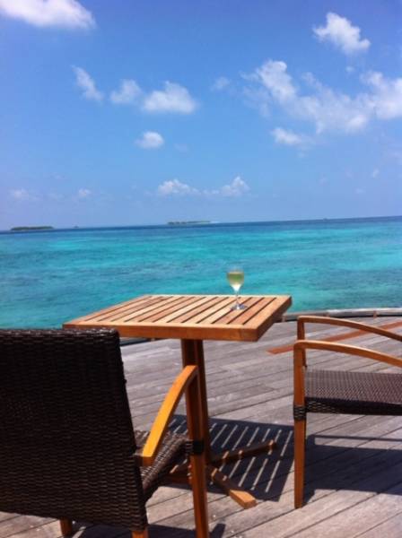 Homme suisse cherche compagne de voyages...