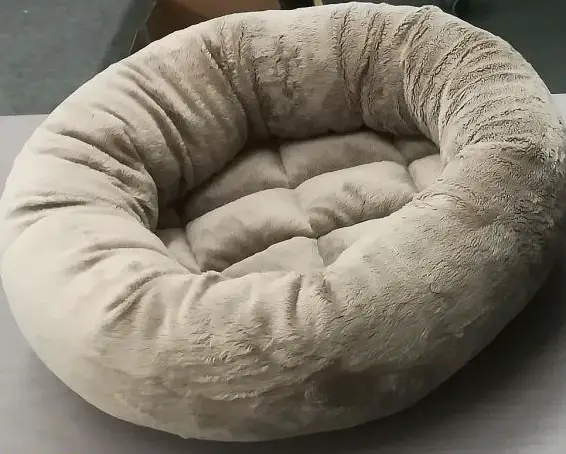 NEU: Katzen Liegebett für die Wand mit Kissen zu verkaufen