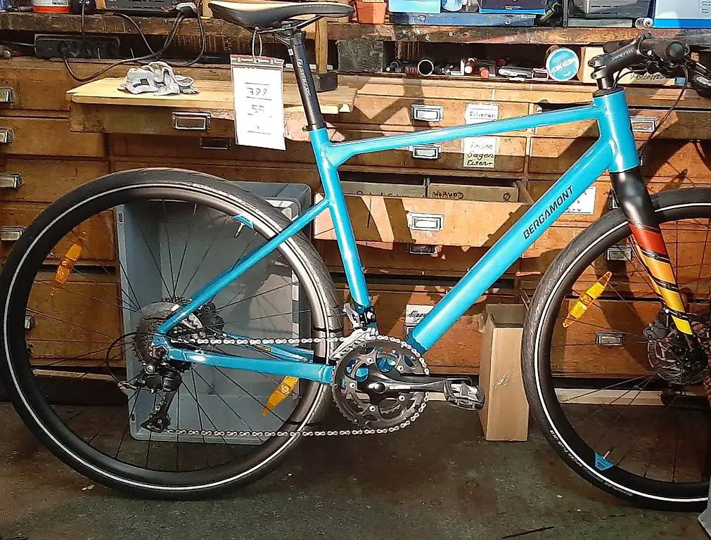 Bergamont Fitnessbike mit geradem Lenker 55cm