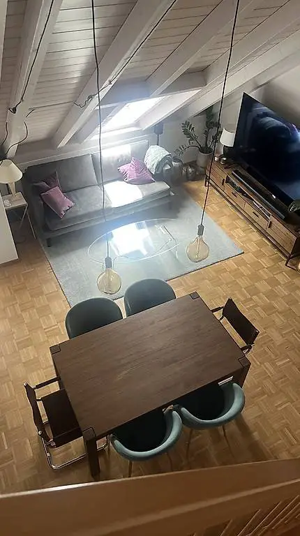 Kieferholztisch mit Erweiterung bis zu 8 Personen