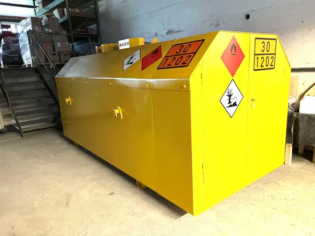 Dieseltank 5"000lt, Container