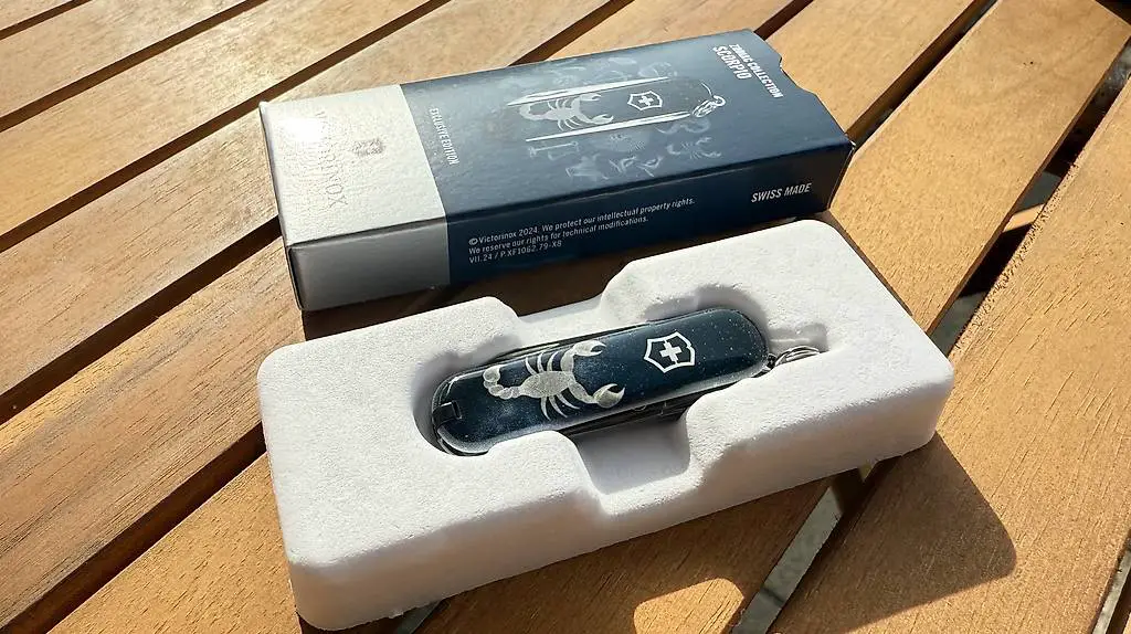 victorinox classic sd zodiac edition skorpion neu, ovp