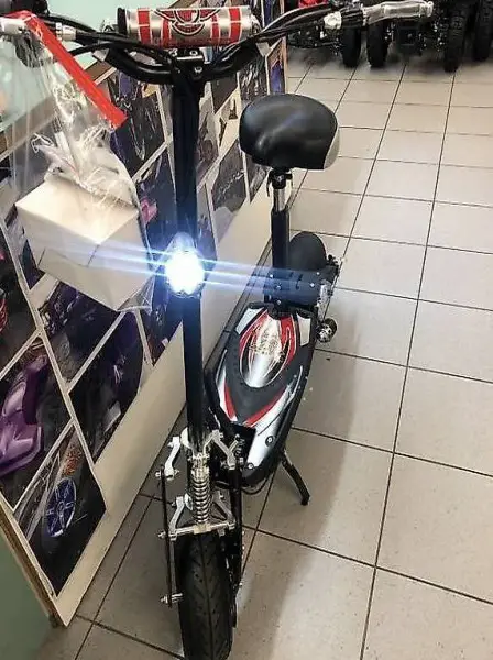  Elektro-Trotti mit 500 Watt blau