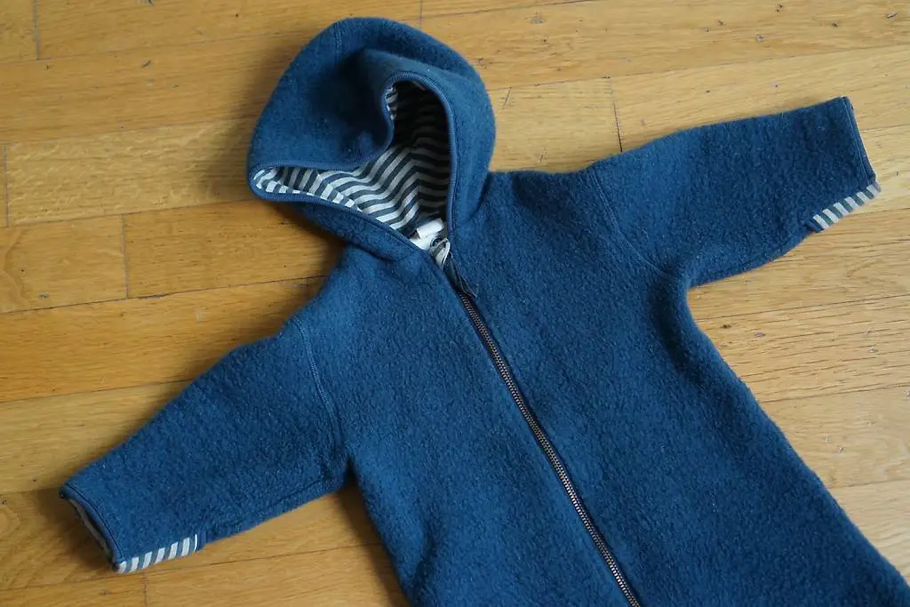 Overall aus Schurwolle von hessnatur 74/80