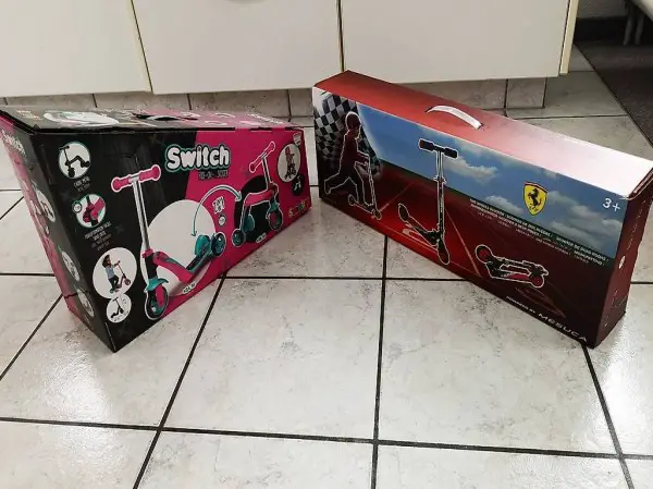 Neu : 1 x Ferrari Scooter, 1 x switch rad-Scooter ab 2 Jahre