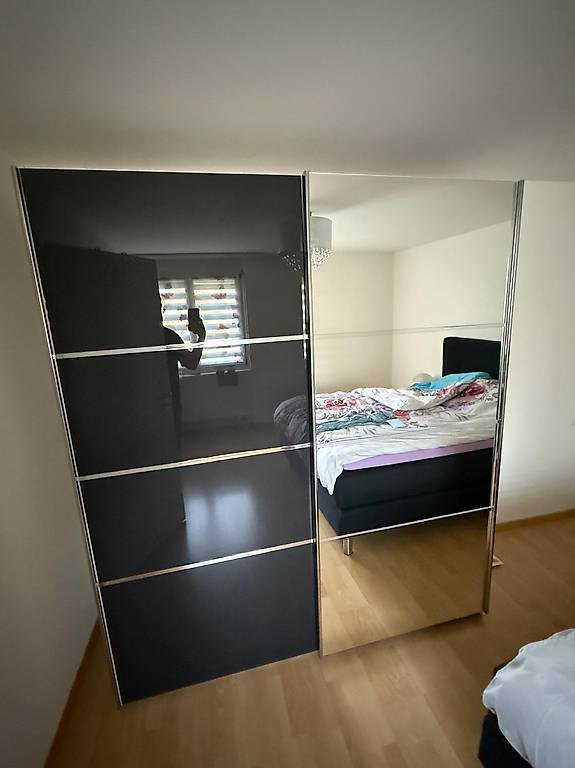 Kleiderschrank Schiebetüren GRATIS