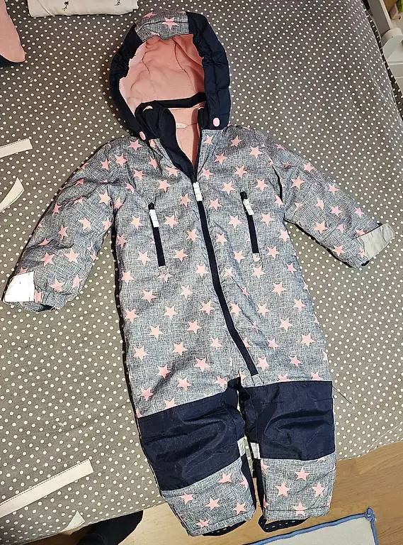 Winteranzug / Skianzug / Schneeanzug