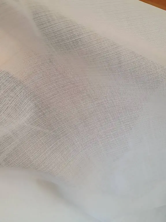 Tagesvorhang, Vorhang weiss